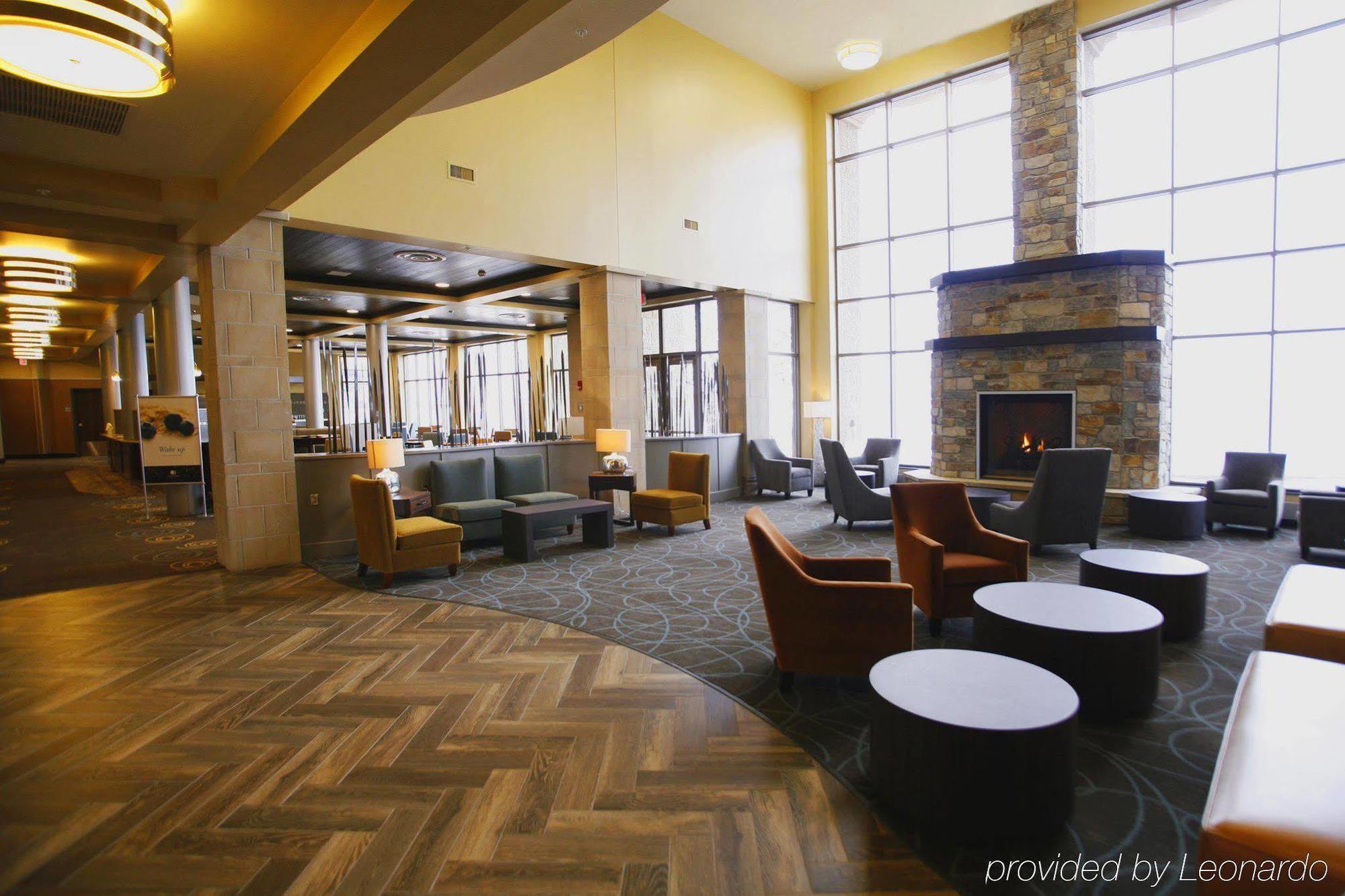Hotel Doubletree By Hilton Bemidji Exterior foto